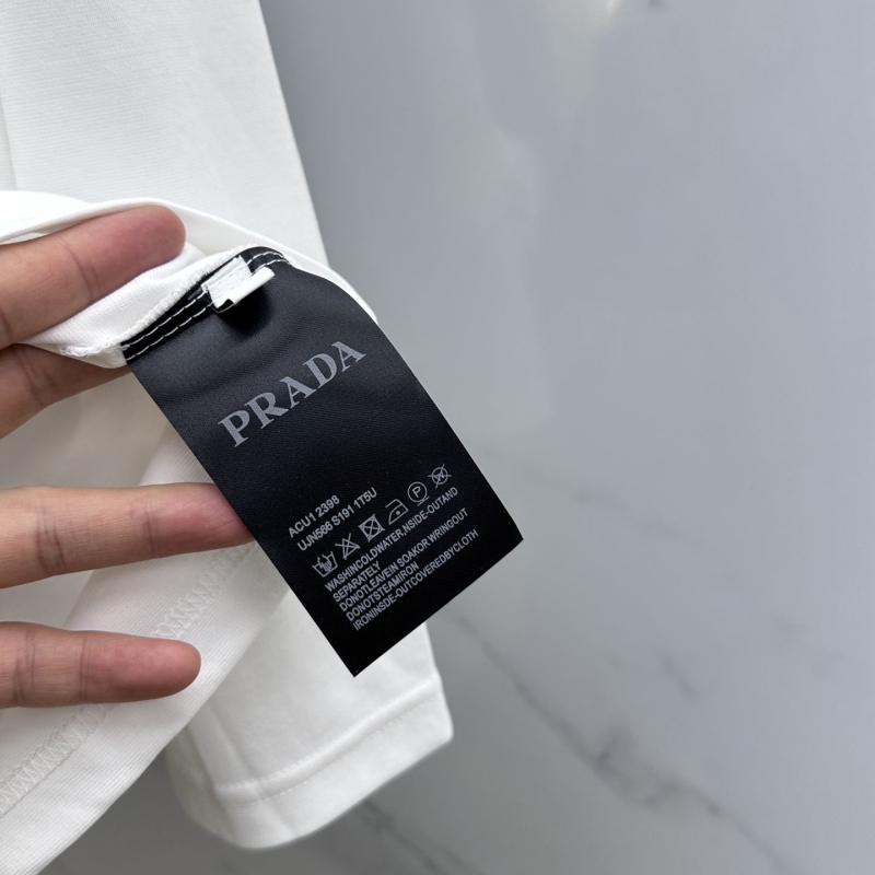 Pra*a t-shirt